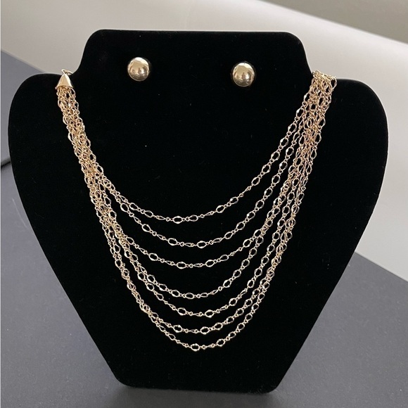 Gold Layered Small Chain Necklace w/Earrings - Picture 1 of 2